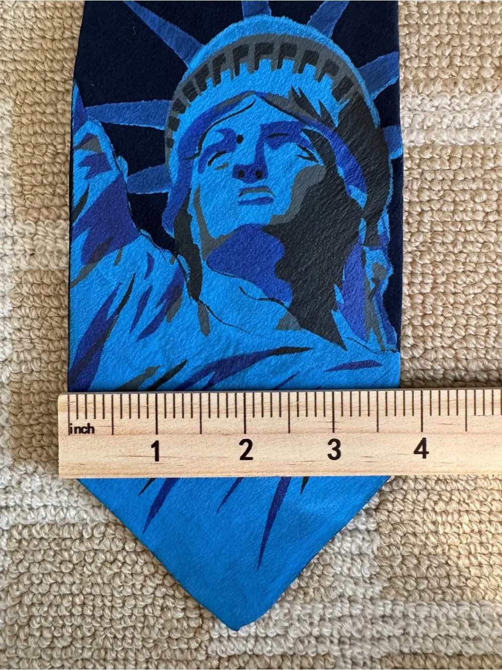L’Expression Hand Painted Vintage Silk Tie Statue of Liberty USA Flag Patriotic